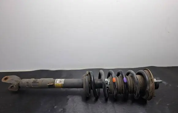 Lexus GS 250 350 300H 450H Front shock absorber with coil spring 4851030B01 G61R 8924130041