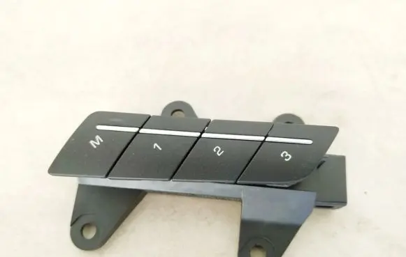Jaguar I-Pace Seat control switch j9d314776ca