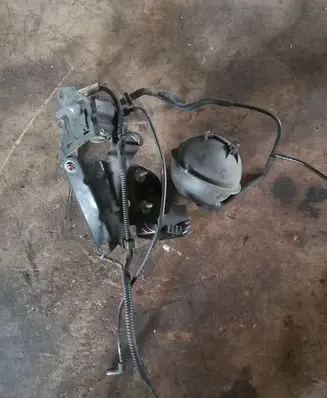 Seat Exeo (3R) Vacuum air tank 03L131541A