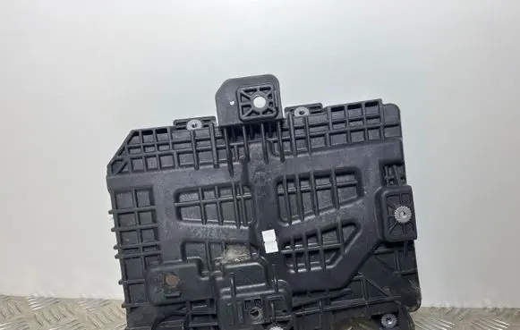 Hyundai Kona I Battery tray 37150J9500