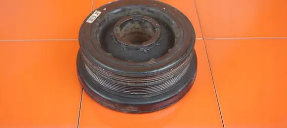 Opel Insignia A Timing belt tensioner pulley 8511371 M57D30
