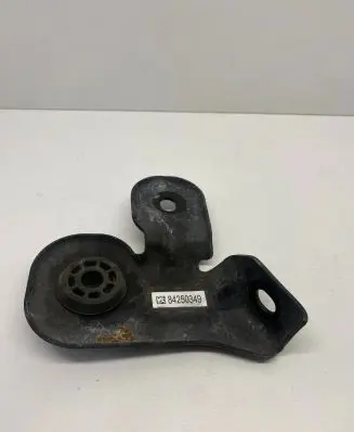 Chevrolet Traverse II Radiator support slam panel bracket 84250349