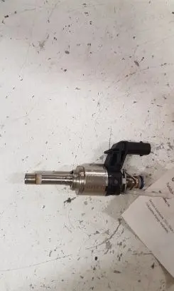 Skoda Kamiq Fuel injector 04E906036AT