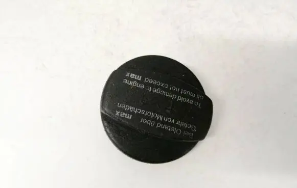 Mercedes-Benz A W168 Oil filler cap 1110180302