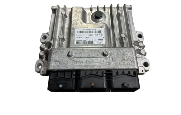 Ford Mondeo MK IV Engine control unit/module AU7112A650AC 28367357 97RI010012