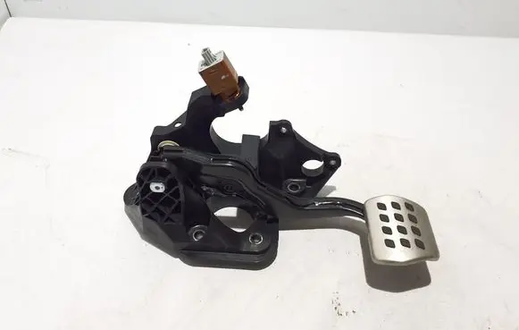 Renault Scenic E-Tech V Brake pedal 465015776R