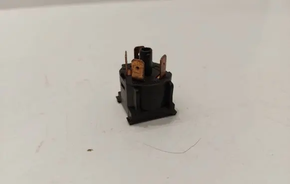 Volkswagen Golf II Interior fan control switch 191959511