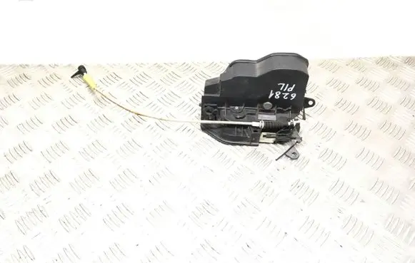 BMW 1 E81 E87 Front door lock 7167066 16042 CUZN37