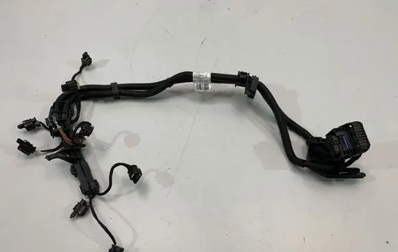 BMW 3 F30 F35 F31 Fuel injector wires 8636065