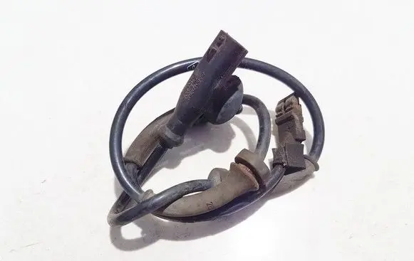 Renault Modus ABS brake wheel speed sensor 8200419177