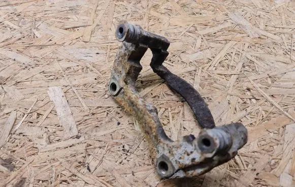 Volvo S40, V40 Front Brake Caliper Pad/Carrier 
