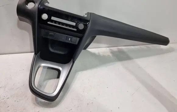 Toyota Yaris Cross Other center console (tunnel) element 588100D230