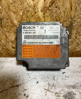 Mercedes-Benz E W211 Airbag control unit/module 0028202926 0285001441