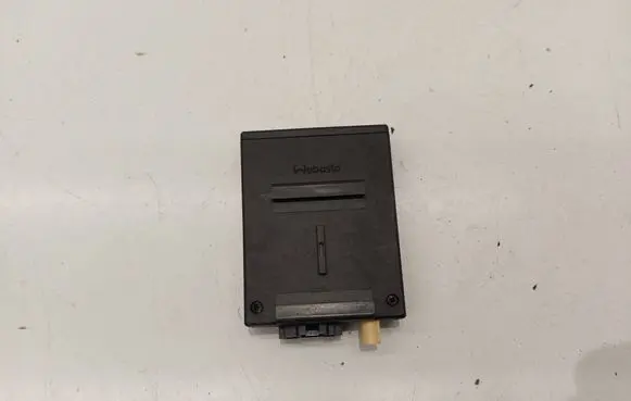 Volkswagen PASSAT B8 Other control units/modules 5Q0963513