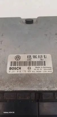 Volkswagen PASSAT B5.5 Engine control unit/module 038906019BJ 0281010178