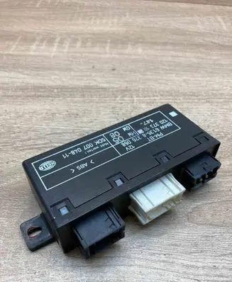 BMW 5 E39 Door control unit/module 8376068 5DK00704811