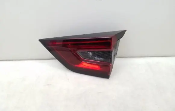 Nissan Juke II F16 Tailgate rear/tail lights
