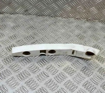 Ford Focus Fender mounting bracket 4M5117D959AF