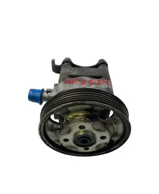 Volvo V70 Power steering pump 31202095