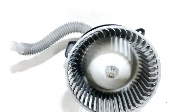 Mazda 323 F Heater fan/blower 8940000082 894000-0082