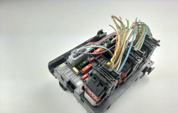 Fuse box set