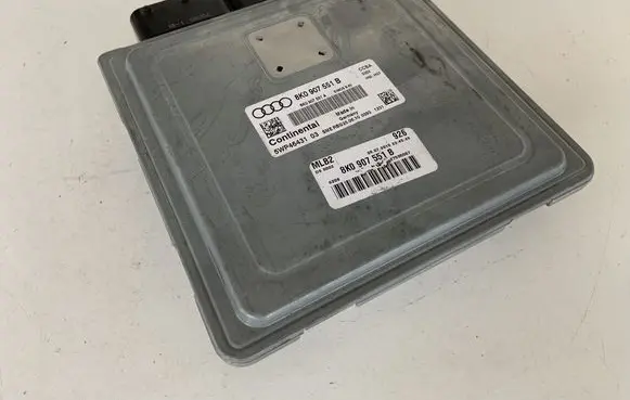 Audi A4 S4 B8 8K Engine control unit/module 8K0907551B 8K0907551A