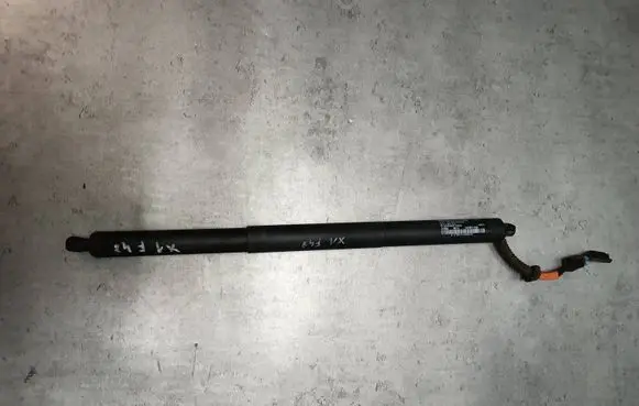 BMW X1 F48 F49 Tailgate/trunk strut/damper 7481807