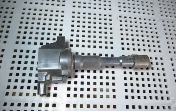 Honda Jazz High voltage ignition coil CM11119 14Y04B