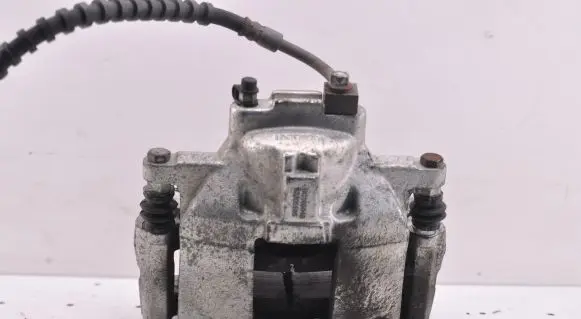 Chrysler Town & Country V Front brake caliper 16018401