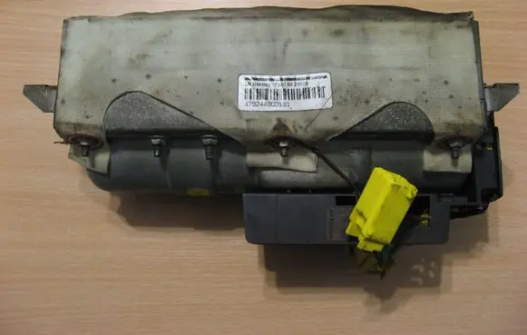 Bentley Flying Spur Passenger airbag 3W880204B