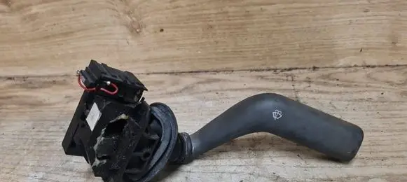 Volvo S40, V40 Wiper control stalk