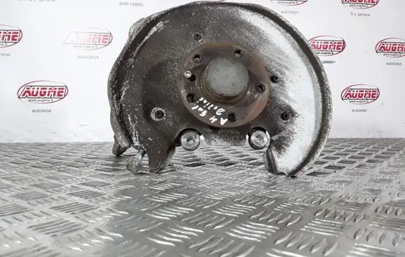 Audi A4 S4 B8 8K Rear wheel hub spindle/knuckle 