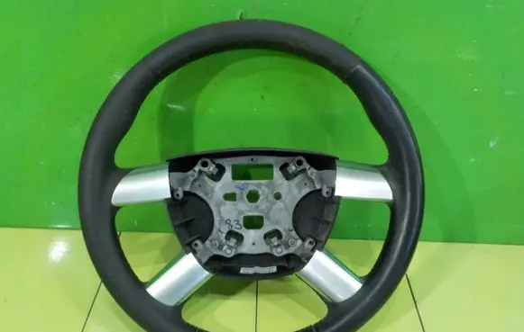 Ford Kuga I Steering wheel 3M513600BHW 601974200A