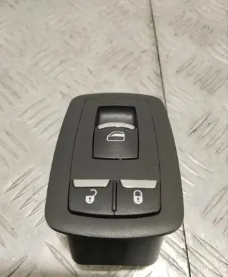 Maserati Quattroporte Electric window control switch 670013822