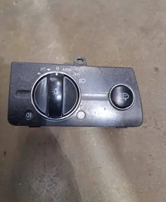 Mercedes-Benz E W211 Light switch 2115450104 04056000