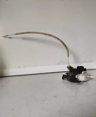 Audi A4 S4 B6 8E 8H Front door lock 8E1837015A