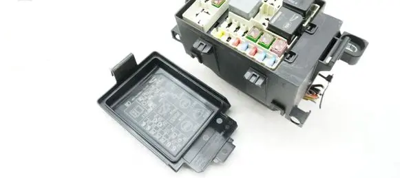 Jaguar XE Fuse box set