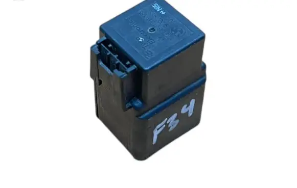 BMW 3 GT F34 Coolant fan relay 9207913