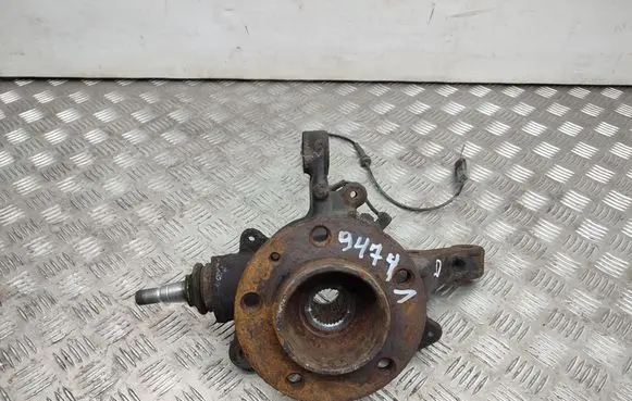 Renault Master III Front wheel hub