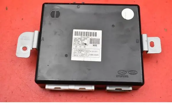 Hyundai ix35 Comfort/convenience module 954002S320
