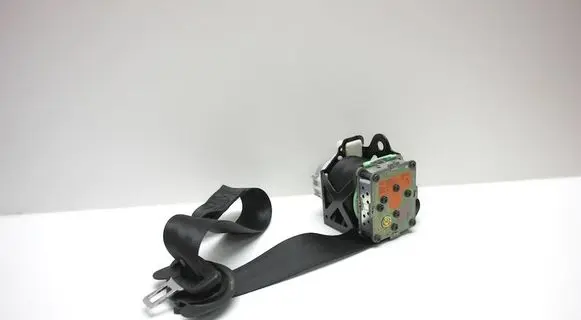 Porsche Cayenne (92A) Rear seatbelt 7P0857805B 7N0857737DE