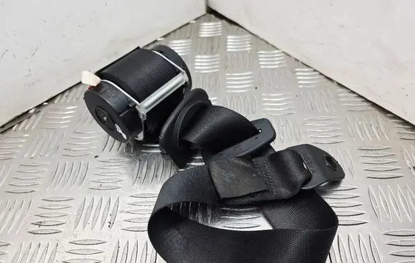 Mini One - Cooper Cabrio R52 Rear seatbelt 7073491 602617600D