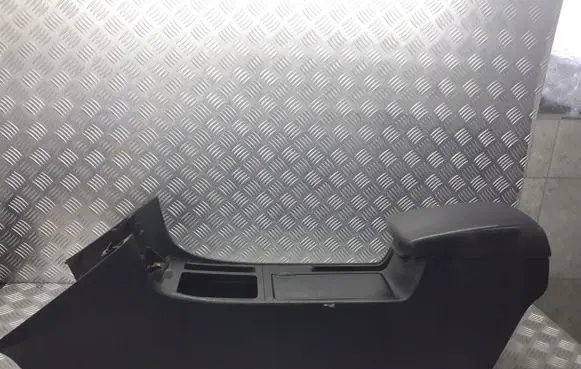Mazda 3 I Center console BP4K64361
