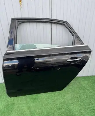 Audi A8 S8 D4 4H Rear door
