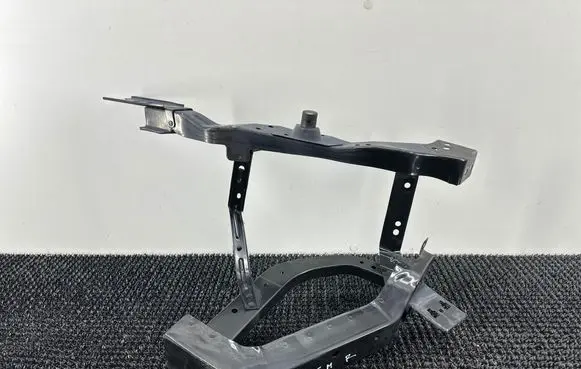 Infiniti M Headlight/headlamp mounting bracket 