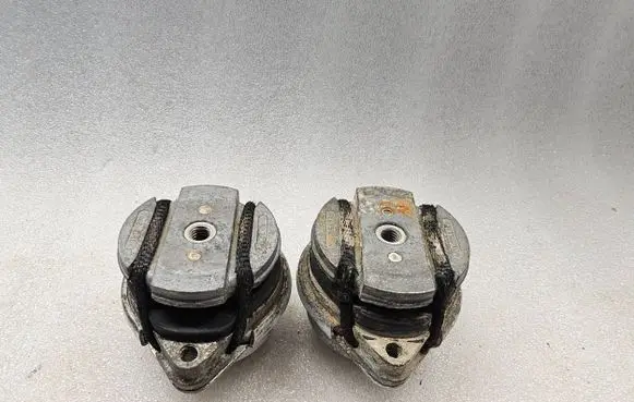 Audi A6 S6 C5 4B Gearbox mount 4B0399151M