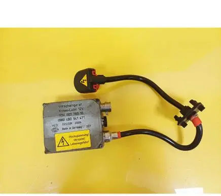 Audi A6 S6 C5 4B Voltage converter/converter module 4B0941471