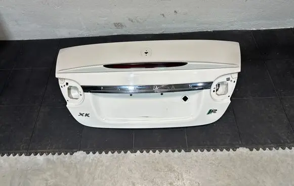 Jaguar XK - XKR Tailgate/trunk/boot lid