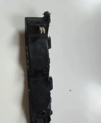 KIA Sportage Front bumper mounting bracket 86513F1000