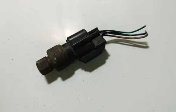 Ford Mondeo Mk III Sensor E9938901 E-9938-901